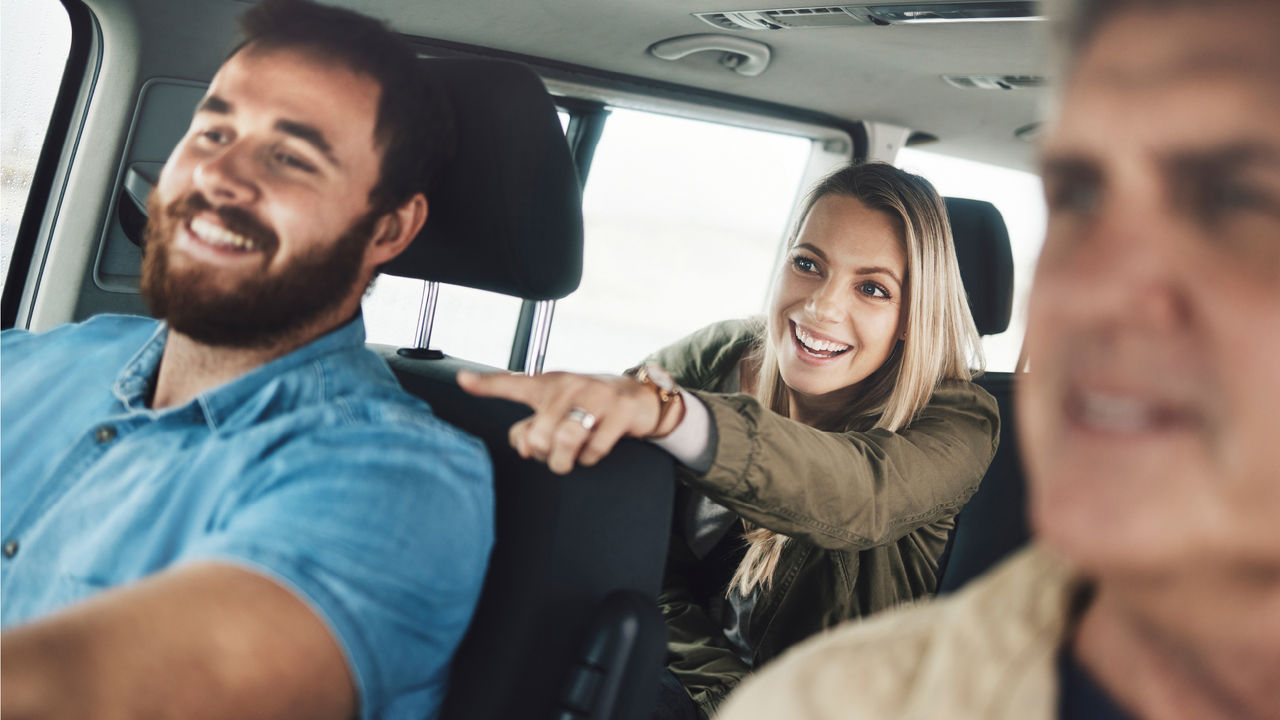 Conversaciones en el coche con Dynamic SpeechBeam