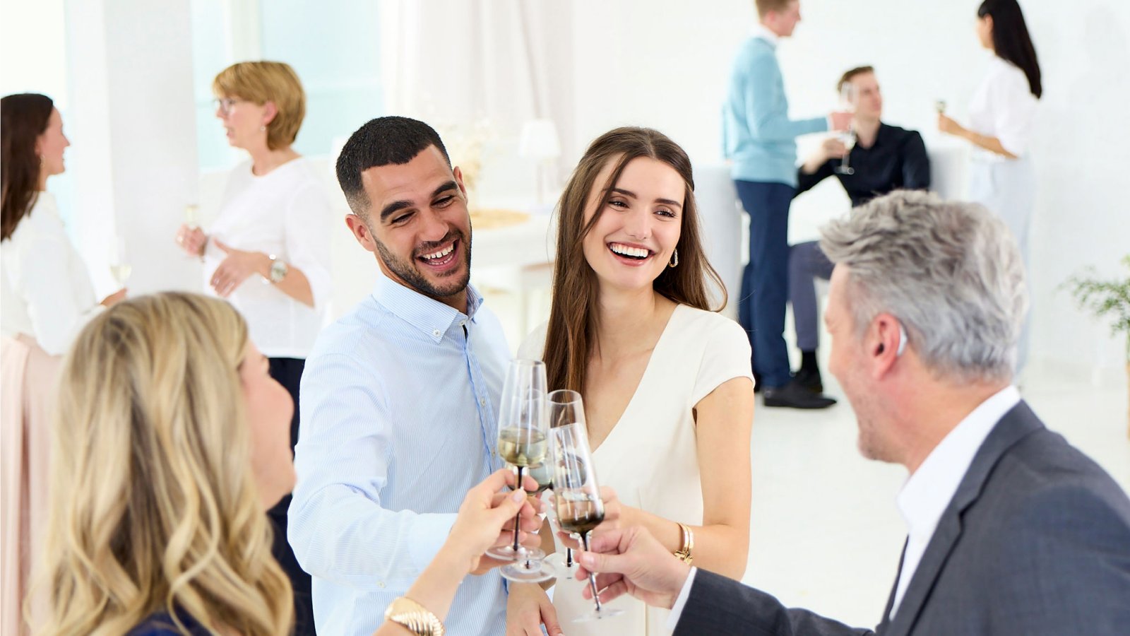 Con người là yếu tố then chốt Con người là yếu tố then chốt